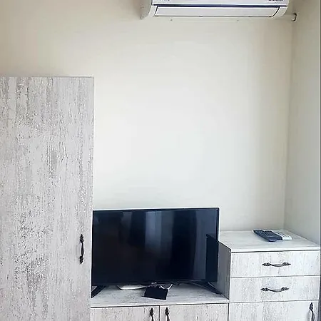 Apart Victoriya Apartment *
