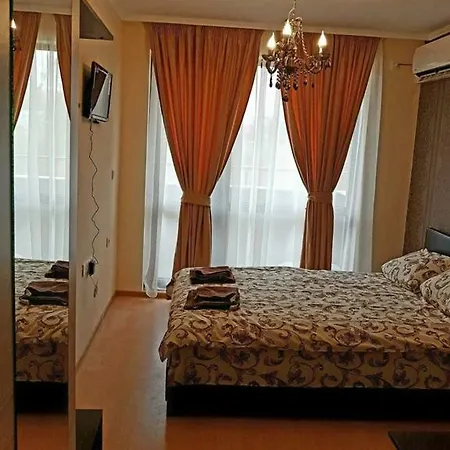 Apart Victoriya بلوفديف